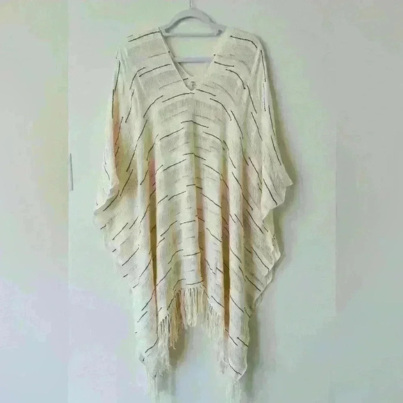Tojido Collective Handmade Artisan Poncho NWT - Picture 1 of 5